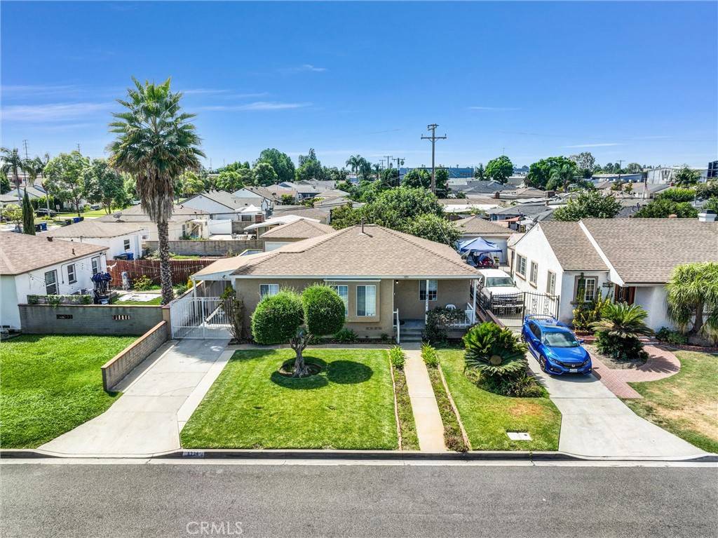 Downey, CA 90241,8224 Arnett ST