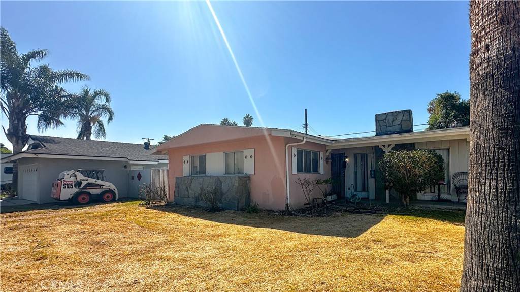 Riverside, CA 92504,5392 Walter ST