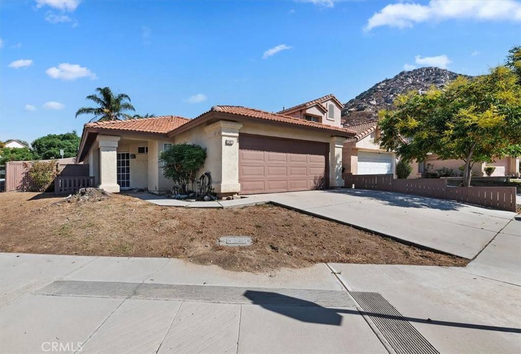 Fontana, CA 92337,11423 Citrus Glen LN