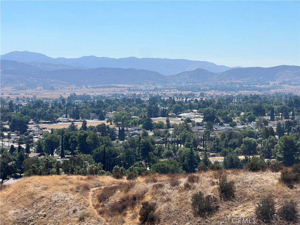 Banning, CA 92220,0 Victor St