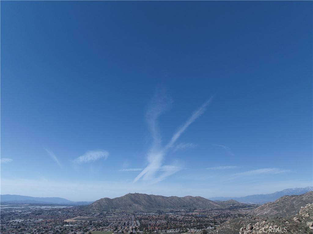 Moreno Valley, CA 92557,0 Fran  Lou