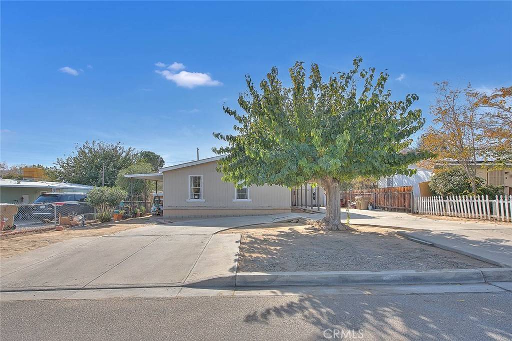 Hesperia, CA 92345,19031 Westlawn ST