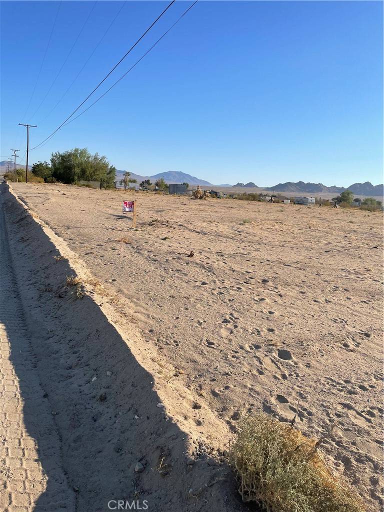 Lucerne Valley, CA 92356,0 Medanos AVE