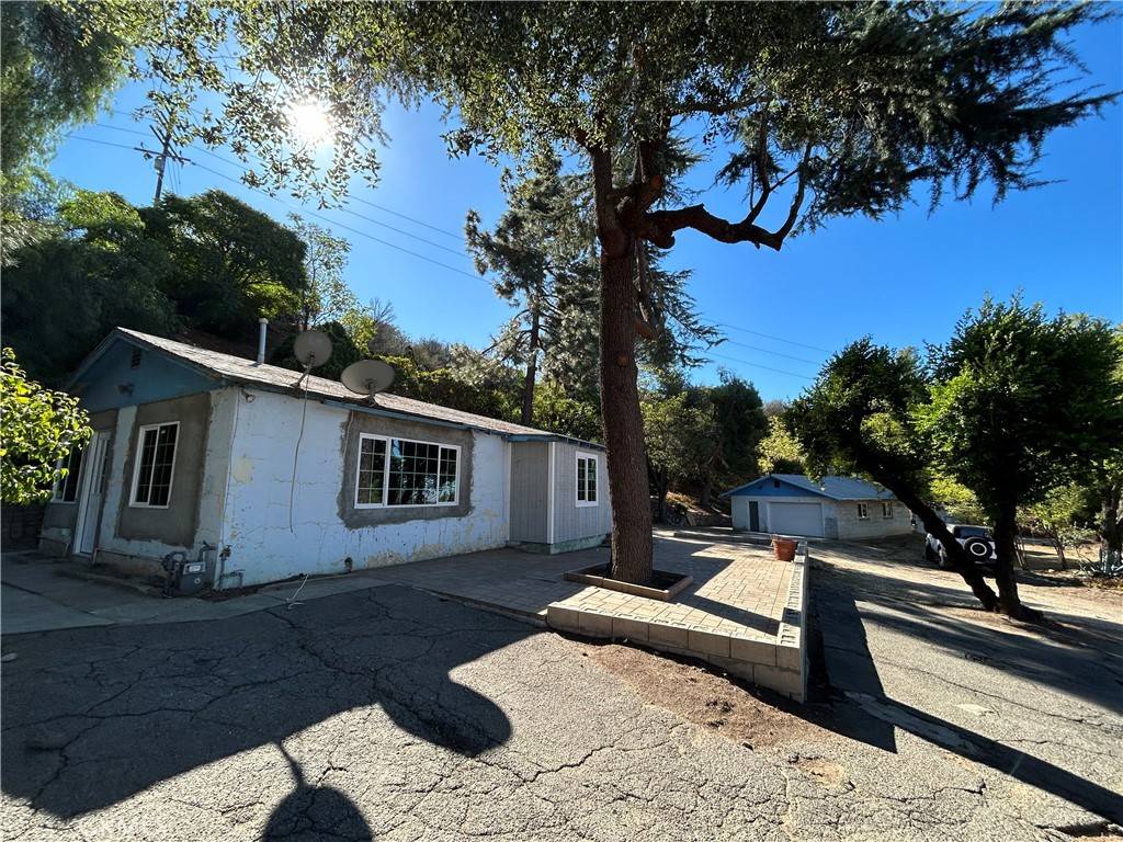 Mentone, CA 92359,4100 Mill Creek RD