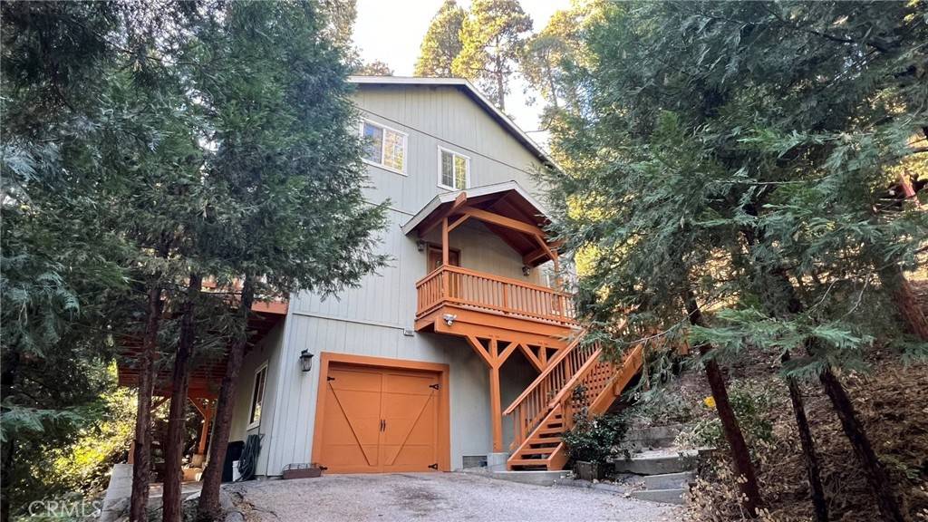 Crestline, CA 92325,24861 Finhaut DR