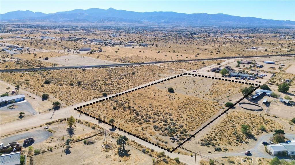 Phelan, CA 92371,1 Mesa RD