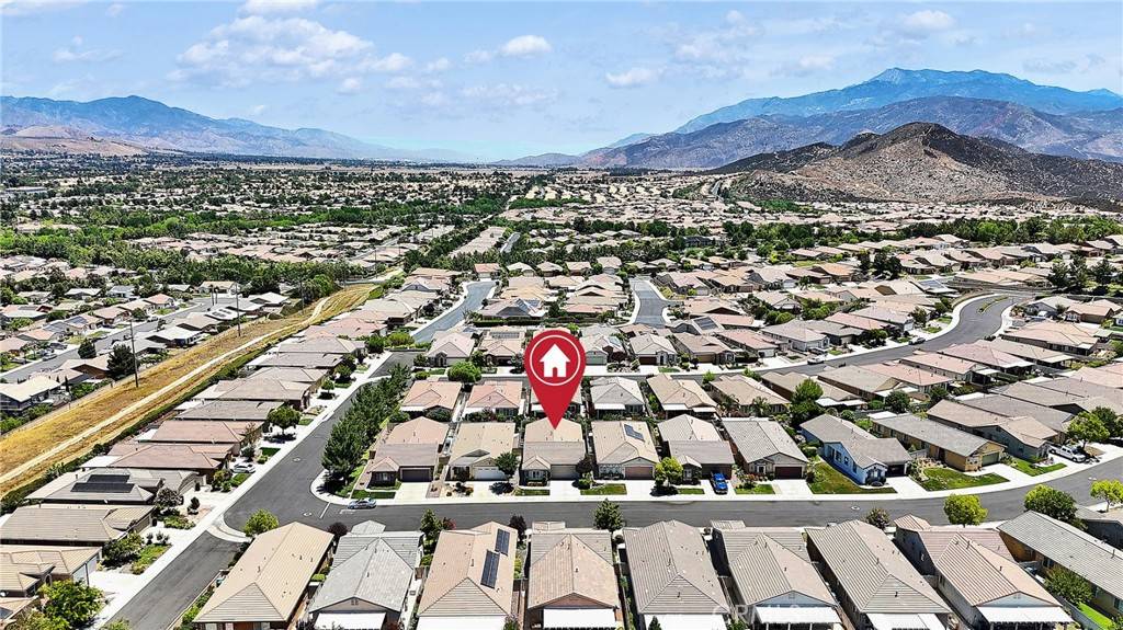 Beaumont, CA 92223,310 Shining Rock