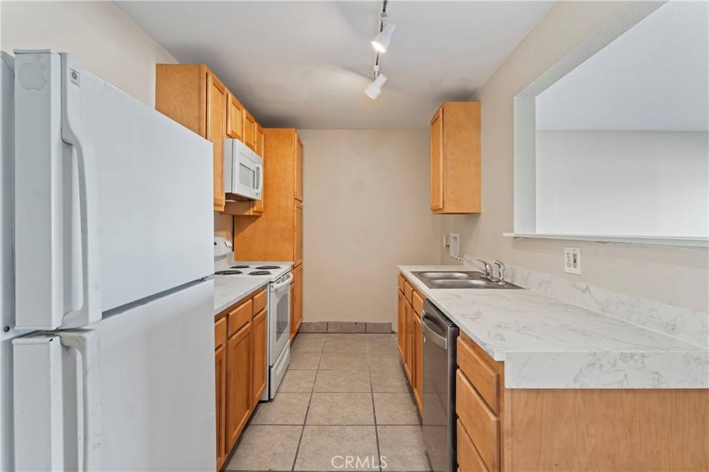 Riverside, CA 92506,3090 Panorama RD #A