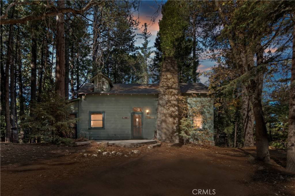 Lake Arrowhead, CA 92352,648 Crest Estates DR