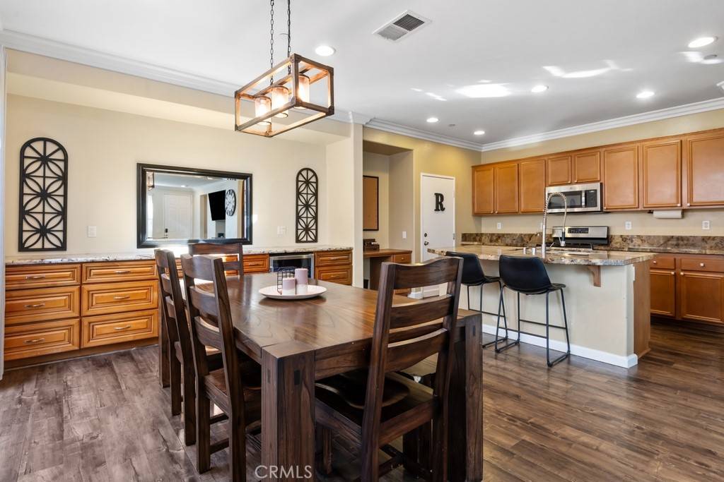15723 Parkhouse DR #71 Fontana, CA 92336