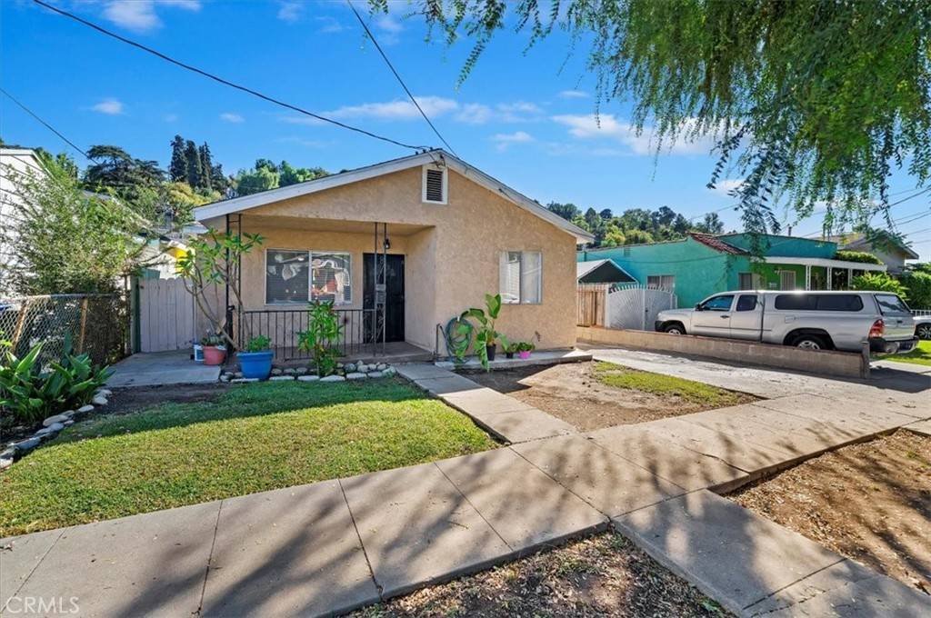 Los Angeles, CA 90032,4540 Amber PL