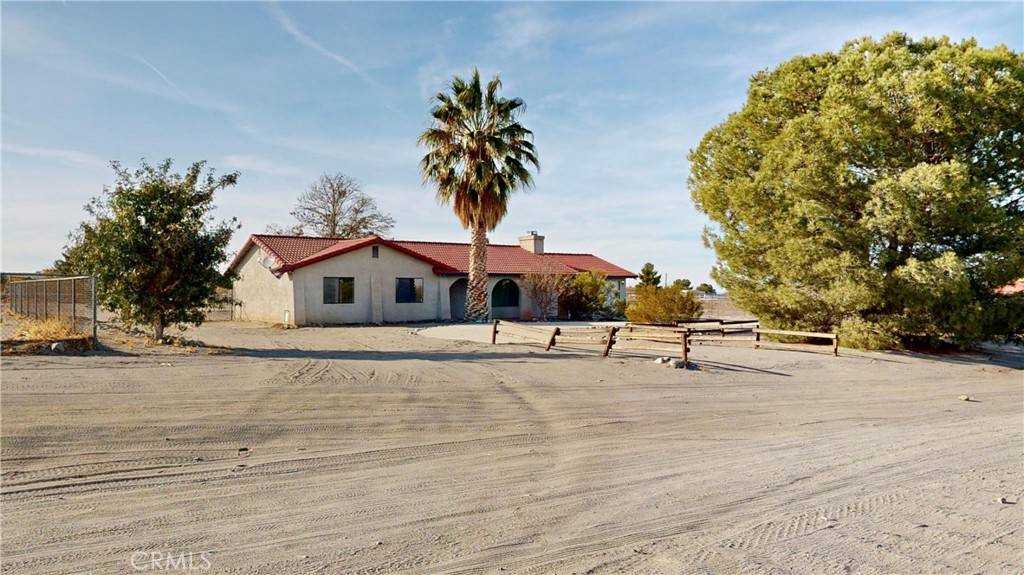 Phelan, CA 92371,13960 Valle Vista RD