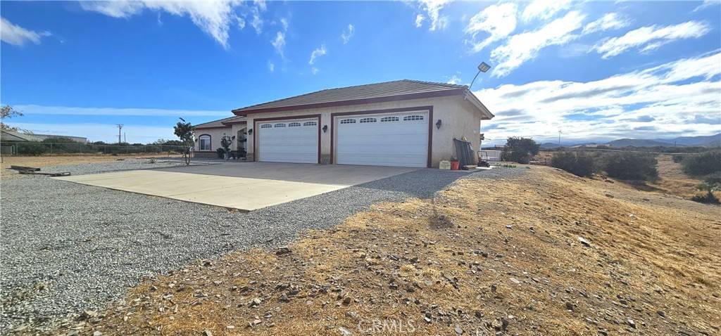 Phelan, CA 92371,7445 Cedar ST