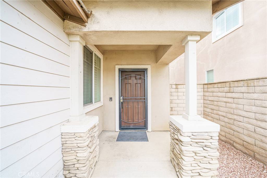 Yucaipa, CA 92399,11964 Greenbluff WAY