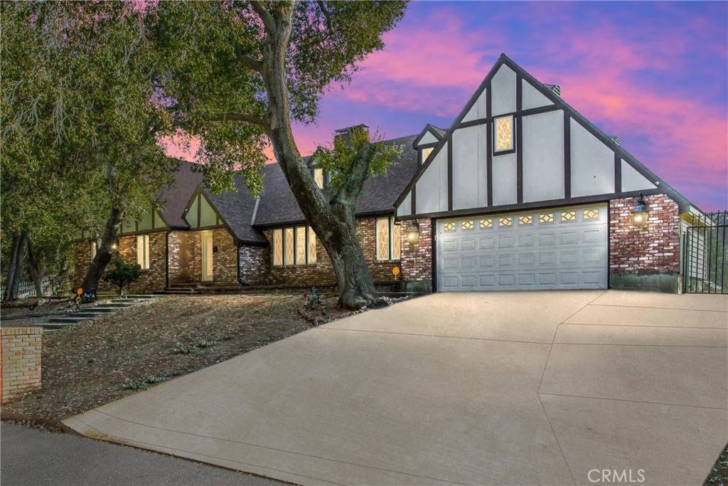 Yucaipa, CA 92399,37095 Oak View RD