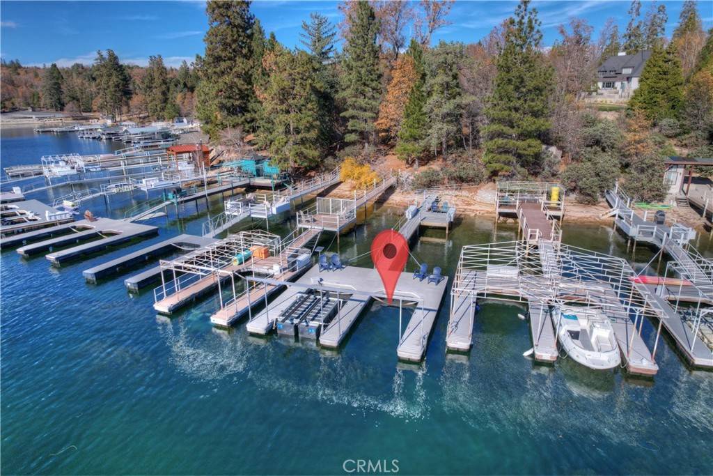 Lake Arrowhead, CA 92352,306 North Shore