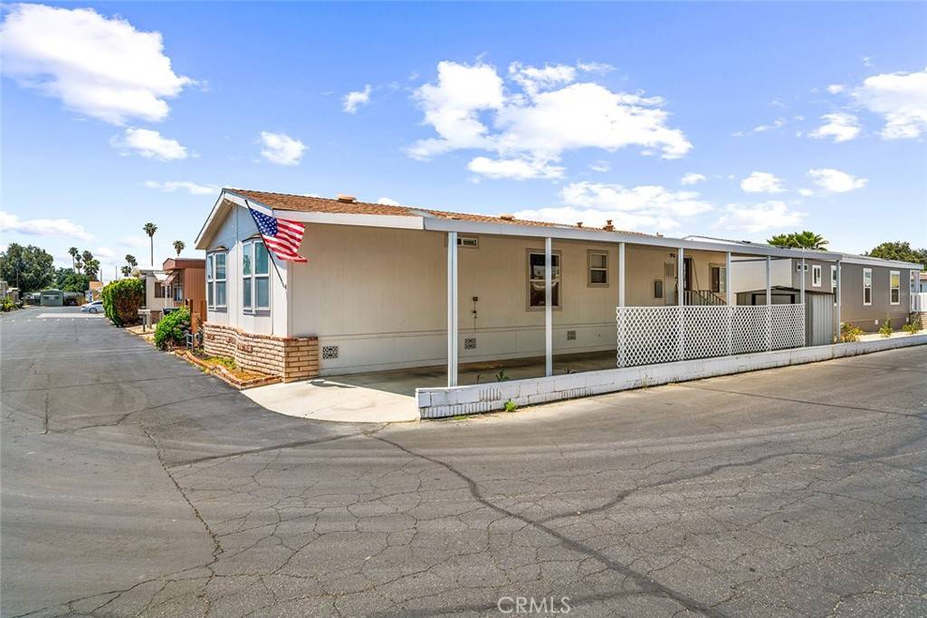 Hemet, CA 92543,675 W Oakland AVE #E2