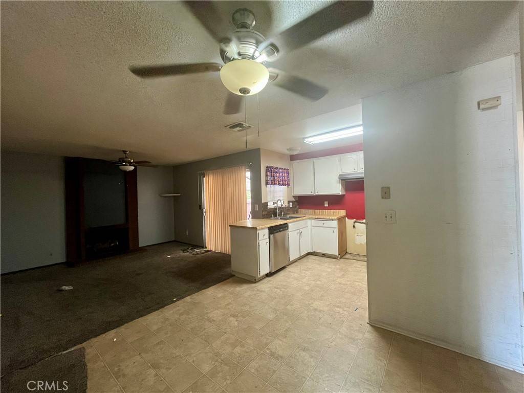 Corona, CA 92882,2237 Mcneil CIR