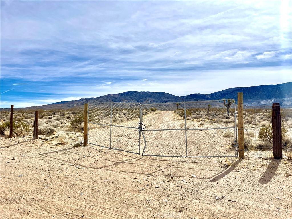 Lucerne Valley, CA 92356,0 Rosewood ST