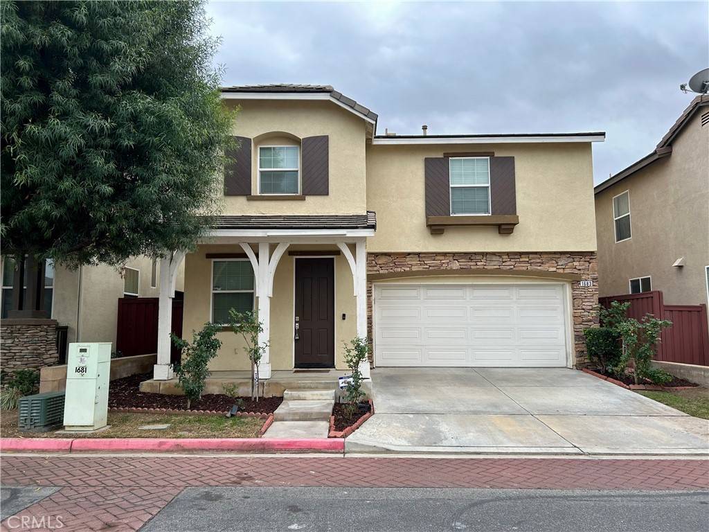 Redlands, CA 92373,1683 Hyacinth