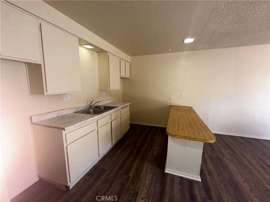 Adelanto, CA 92301,11661 White AVE #11665, #6