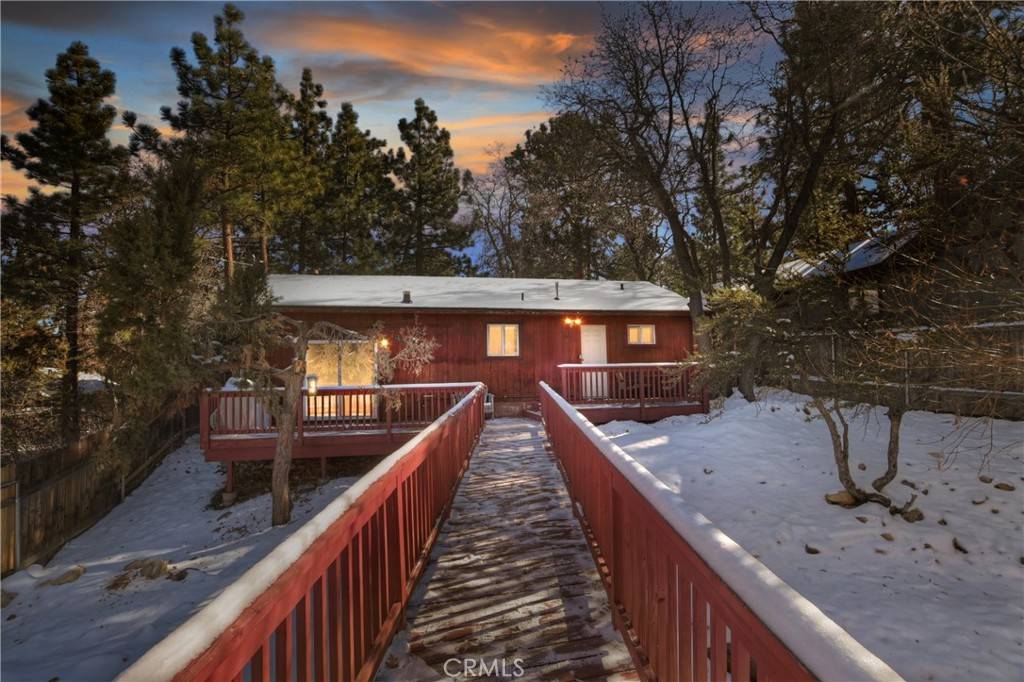 Sugarloaf, CA 92386,743 Spruce LN
