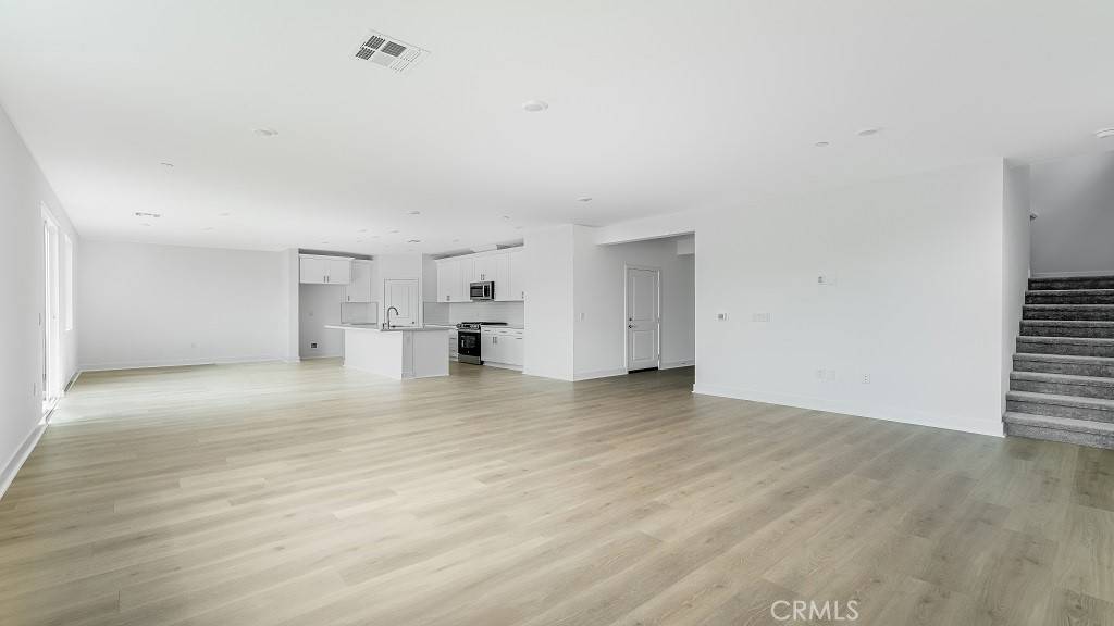 French Valley, CA 92596,33232 Rusty CT