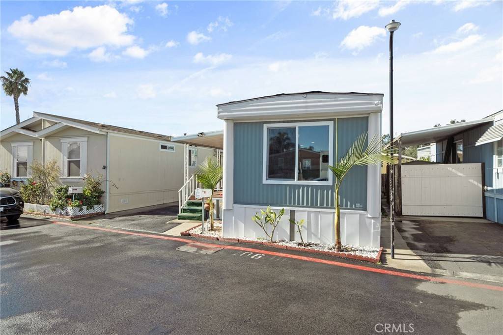 Torrance, CA 90501,23701 S Western AVE #106