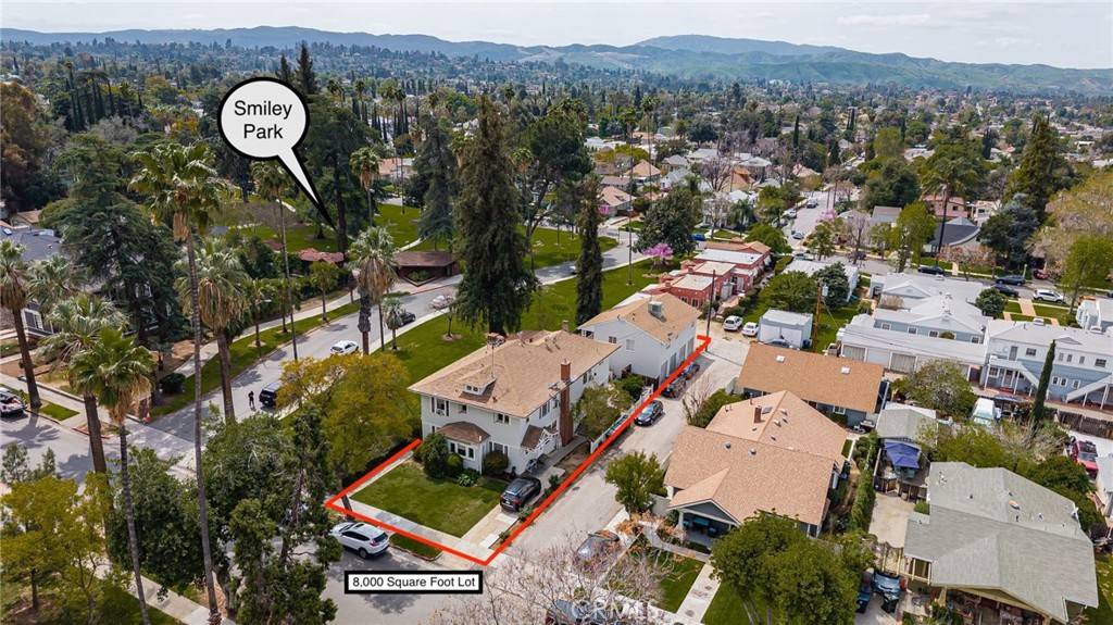 Redlands, CA 92373,24 Grant ST