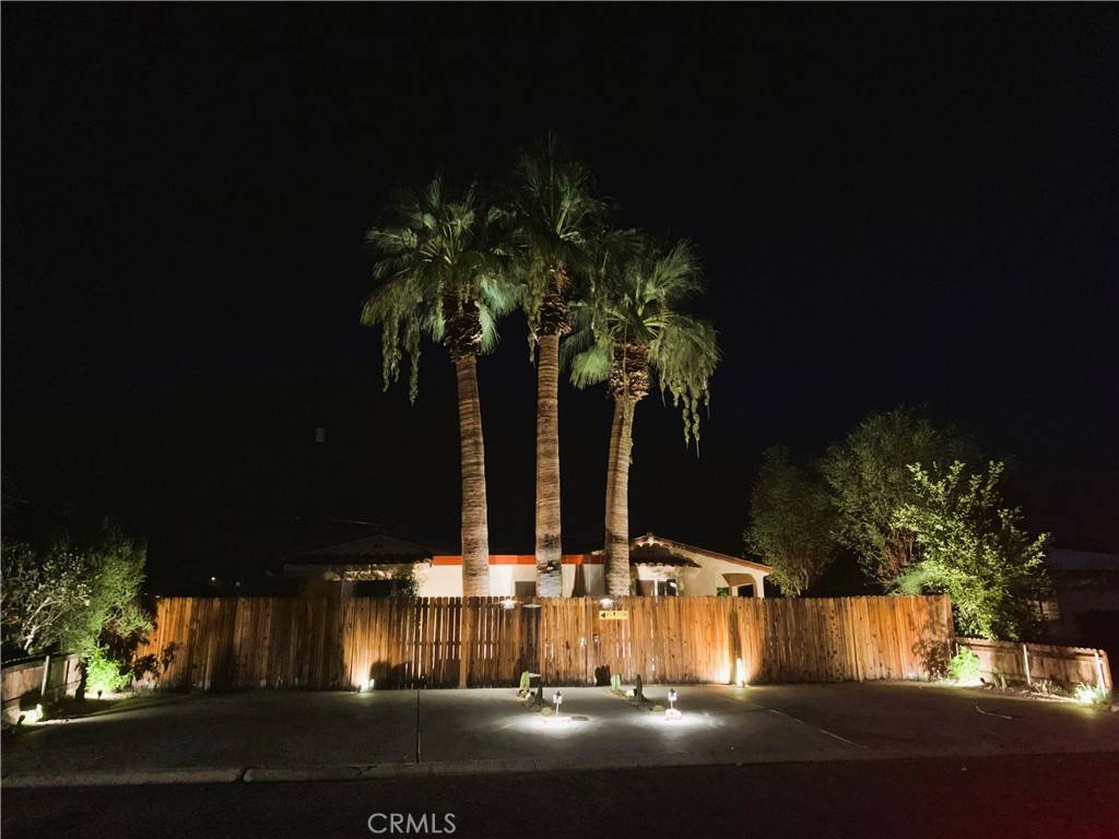 Palm Springs, CA 92264,585 Calle Abronia S #b