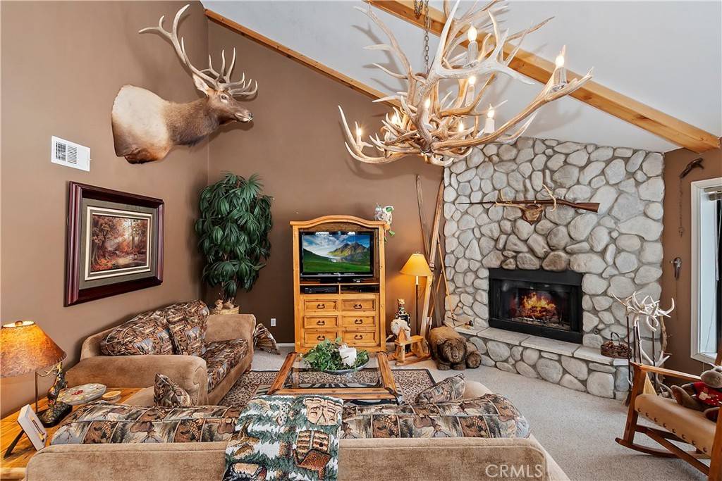 Big Bear Lake, CA 92315,43077 Goldmine Woods LN