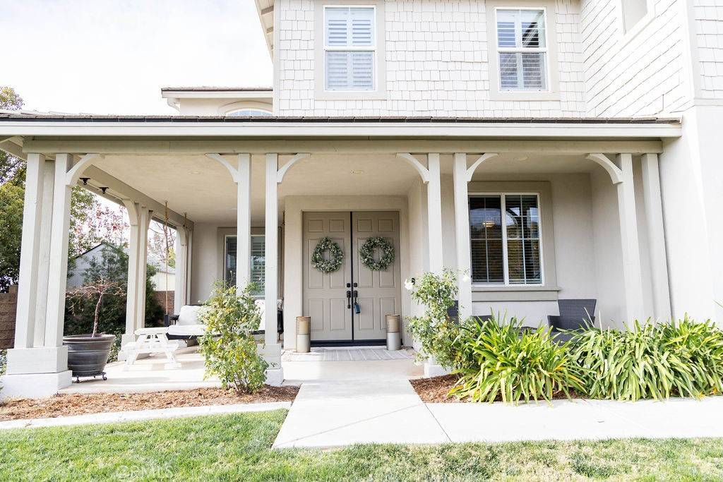 Yucaipa, CA 92399,33724 Old Trail DR