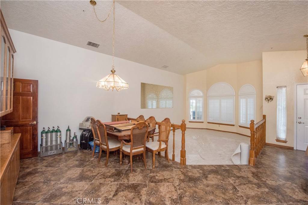 Phelan, CA 92371,8320 Arrowhead RD