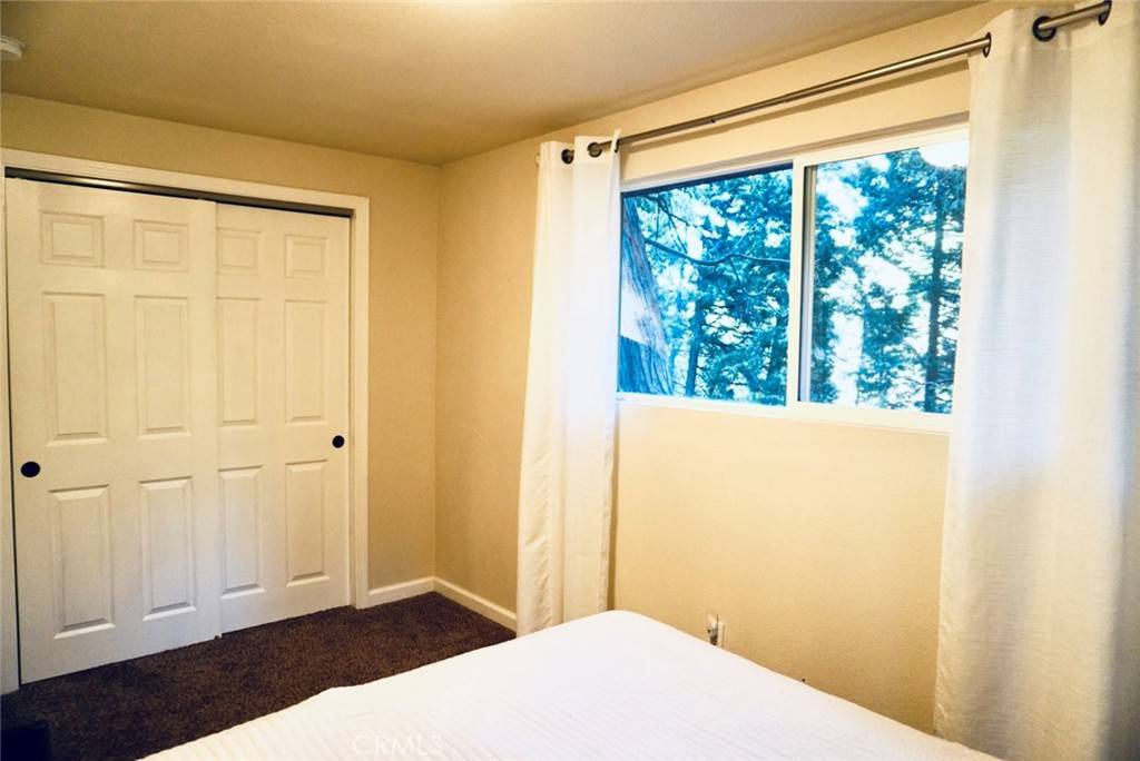 Lake Arrowhead, CA 92352,645 Wellsley DR