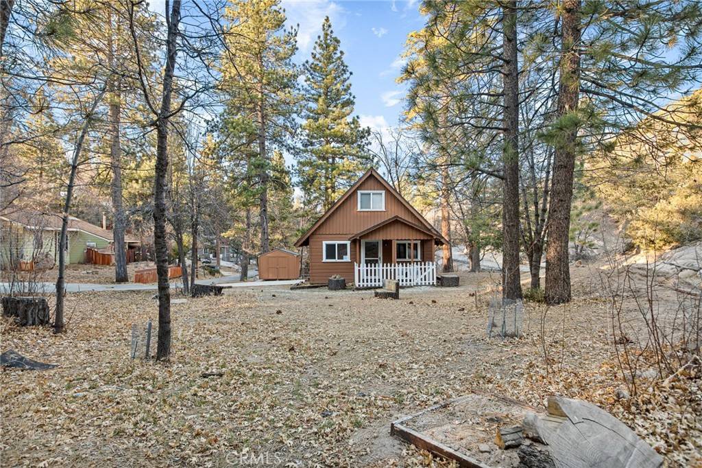 Arrowbear, CA 92382,32800 Badger LN