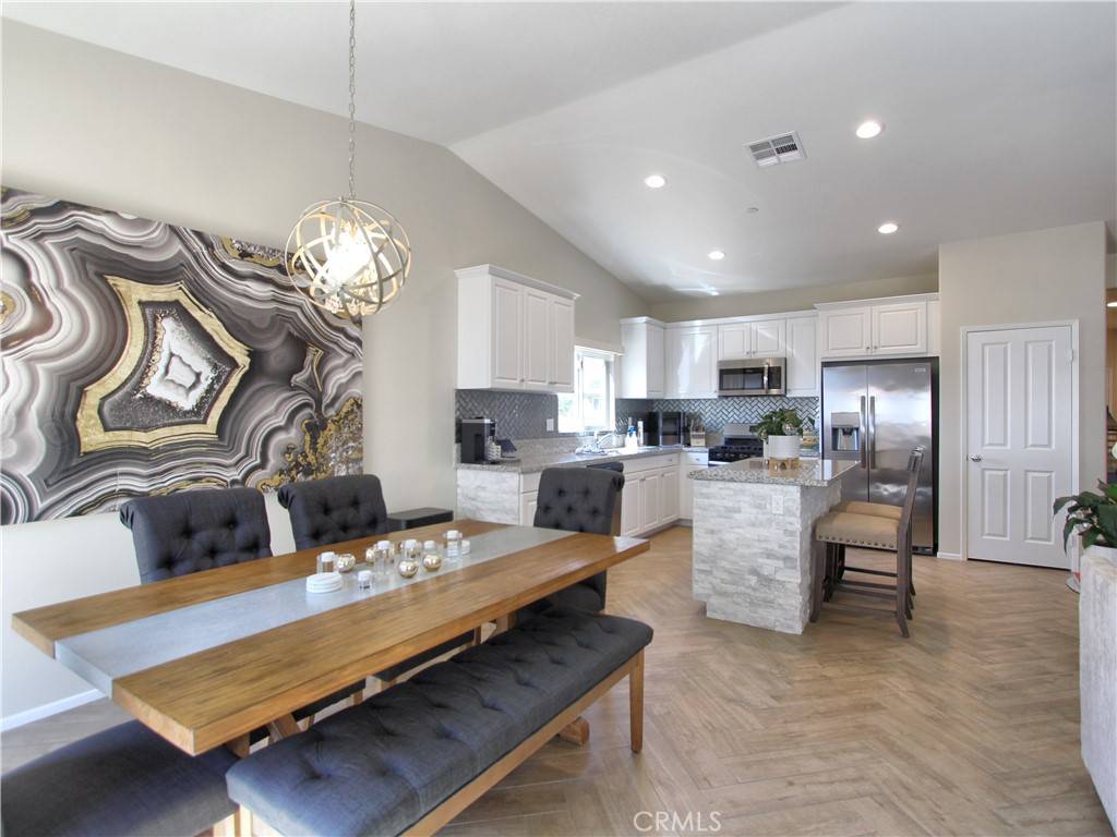 245 Country Club DR Calimesa, CA 92320