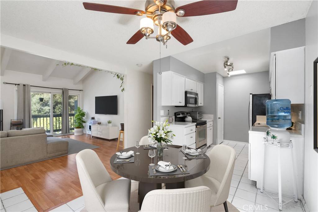 Goleta, CA 93117,33 Dearborn Place #48