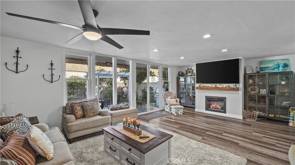 Huntington Beach, CA 92649,16532 Harbour LN