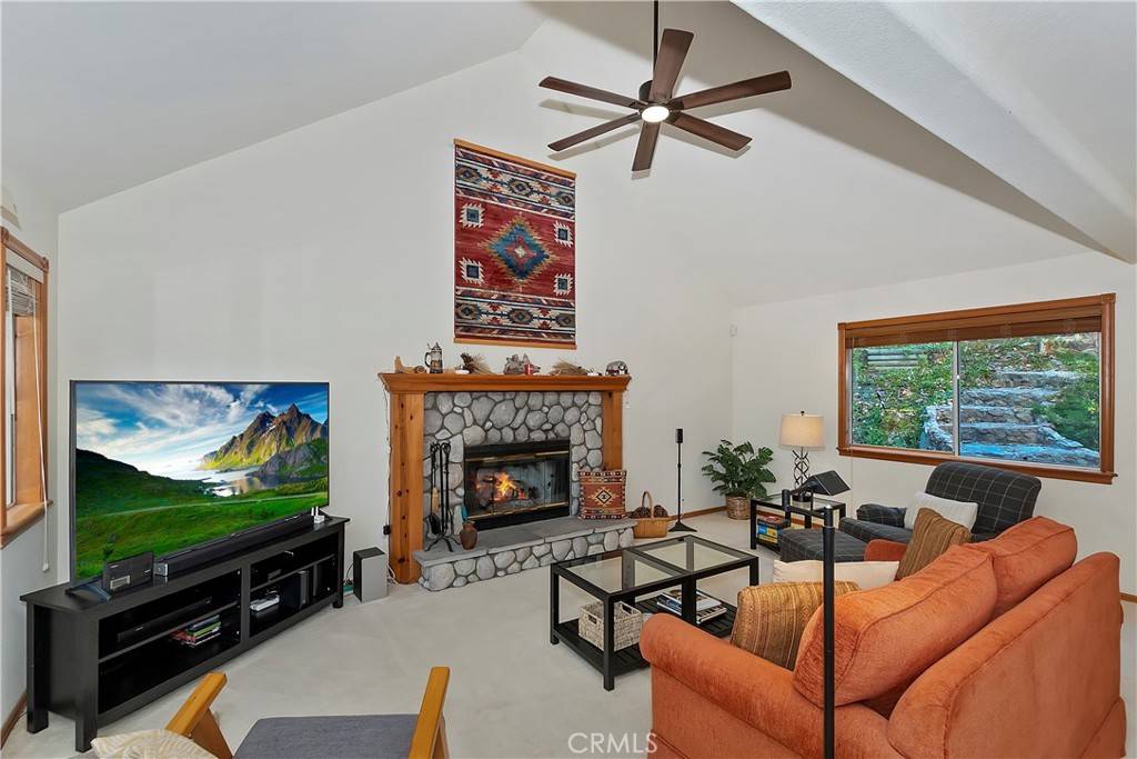 Lake Arrowhead, CA 92352,1162 Brentwood DR