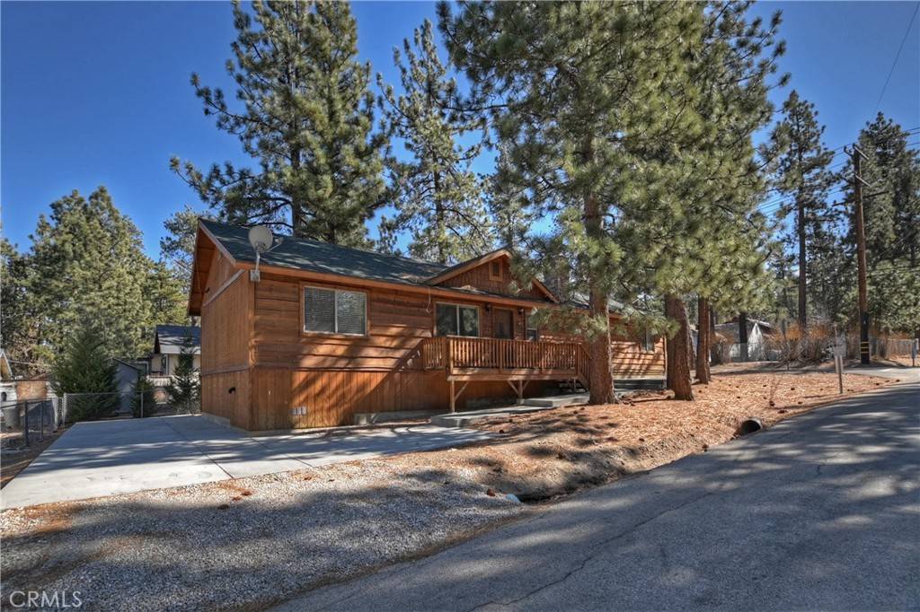 Big Bear City, CA 92314,701 Irving WAY