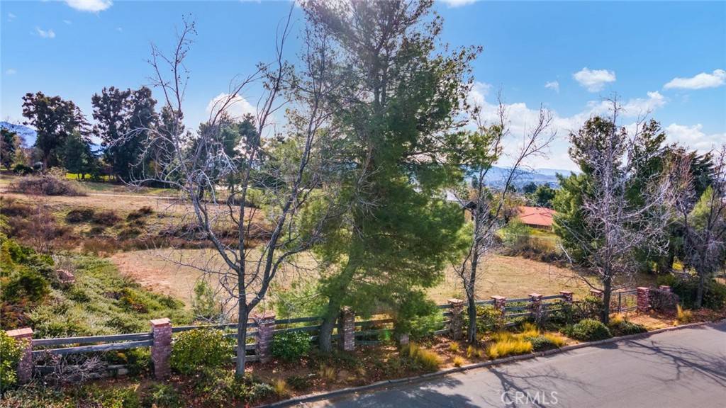 Cherry Valley, CA 92223,9110 Oak Creek RD