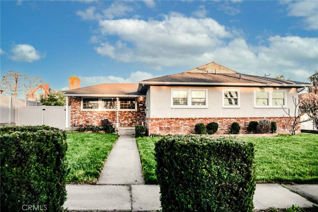 Upland, CA 91786,1392 N 3rd AVE