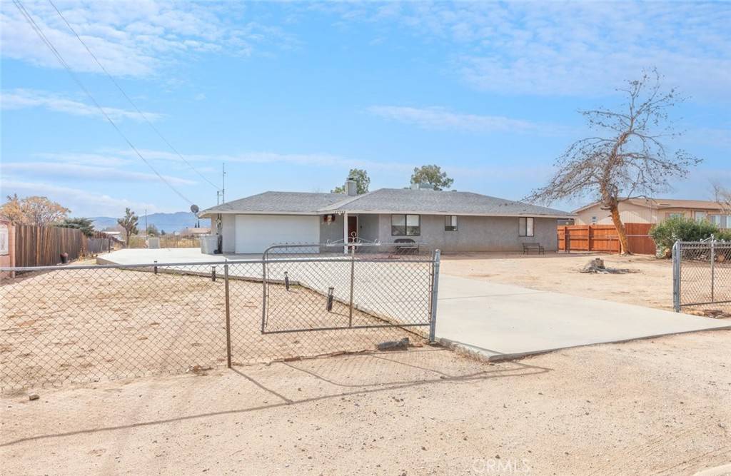 Hesperia, CA 92345,17733 Fresno ST