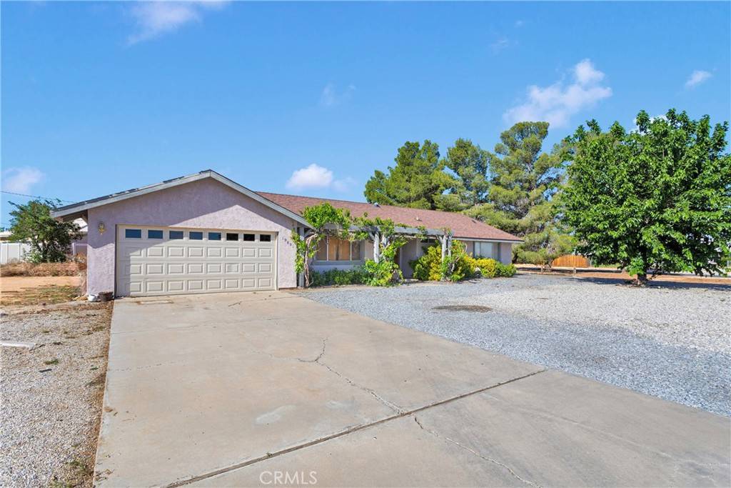 Apple Valley, CA 92307,19891 Talihina RD