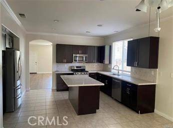 Corona, CA 92883,22682 Passionflower CT