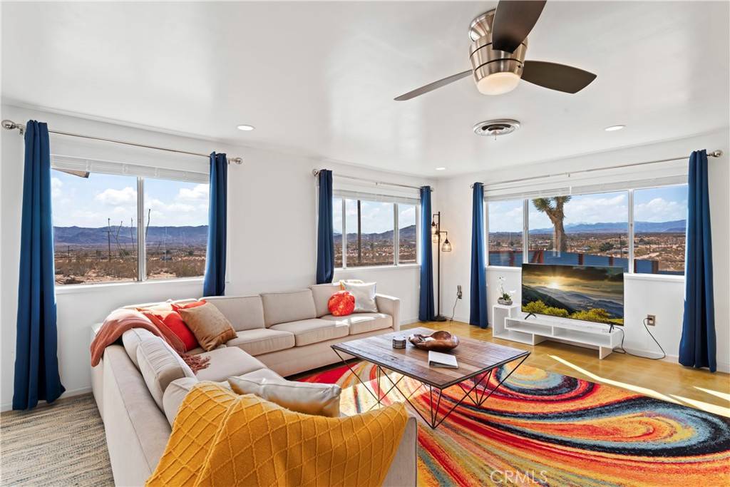 Joshua Tree, CA 92252,63208 Sandola LN