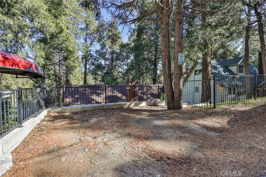 Crestline, CA 92325,23802 Wildwood LN