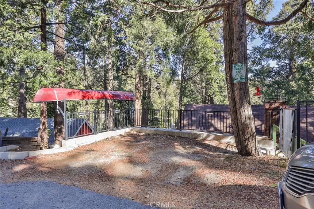 Crestline, CA 92325,23802 Wildwood LN