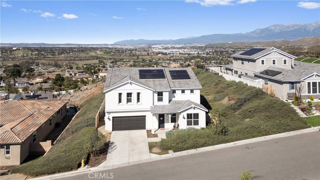 Jurupa Valley, CA 92509,5487 Golf ST