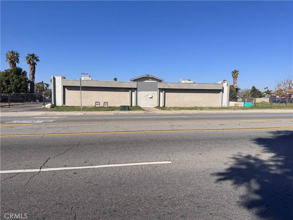 San Bernardino, CA 92404,1450 N Waterman AVE N